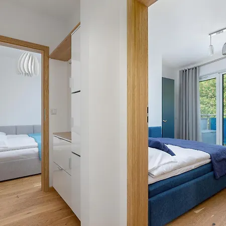 Kolorowe Balkony Apartament Blisko Plazy W Miedzyzdrojach By Renters Miedzyzdroje